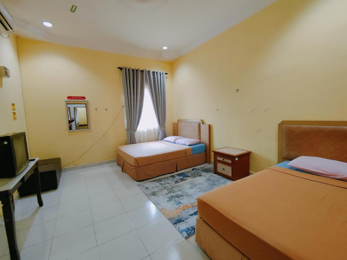 Homestay Roma Suite Kuala Terengganu Exteriör bild